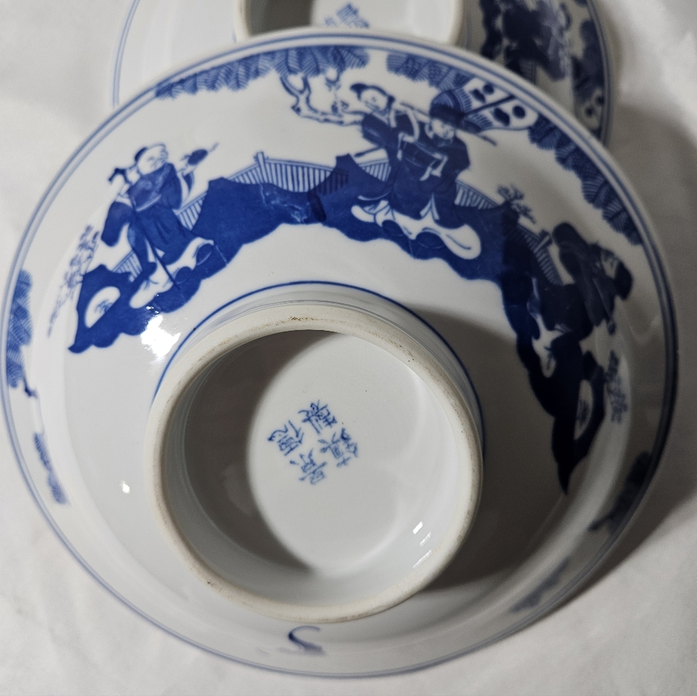 Vintage Jingdezhen Porcelain Blue White Chinese Footed Bowls. Set Of 3 7",8",9" - Picture 4 of 8